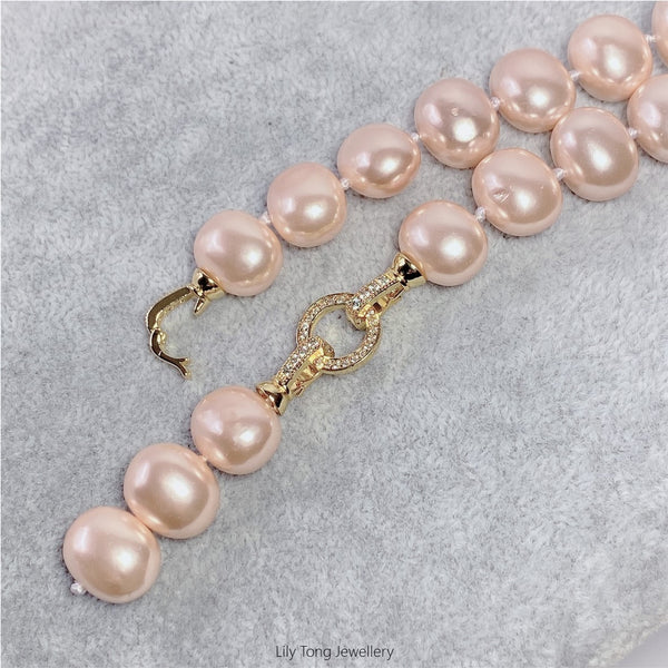 Oval Shell Pearl 3-Bead Pendant Necklace #0580
